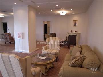 2階にあるカフェラウンジ