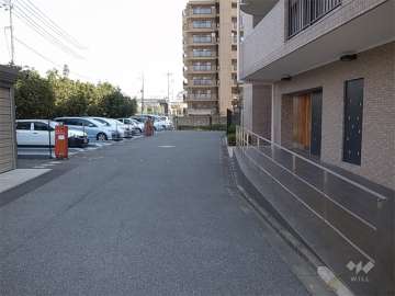 敷地内駐車場（機械式）