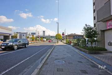 敷地北側を2号線が走っています。