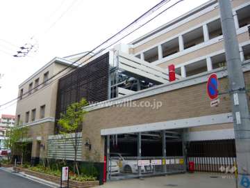 ロイヤル苦楽園マドリーゼの外観（北西側から）