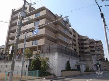 セントラル宝塚仁川の外観（北東側から）