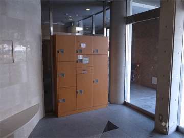 エントランスにある宅配ボックス