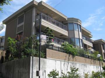 レ・グランディア芦屋東山の外観（ヴィーナスコートを南西側から）