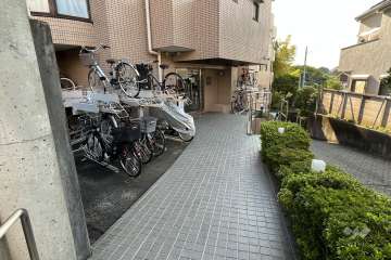 エントランスアプローチ