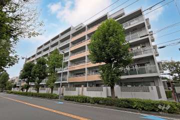 宿河原パークハウス壱弐番館の外観（南東側から）