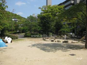 敷地内の公園