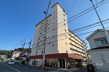 京王向ヶ丘マンションの外観（北側から）