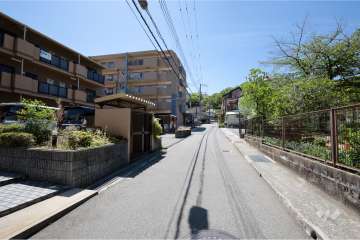 ネバーランド宝塚小林の遠景