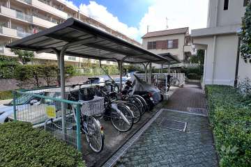 駐輪場、バイク置場