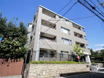 パーク・コート芦屋大原町の外観（南西側から）