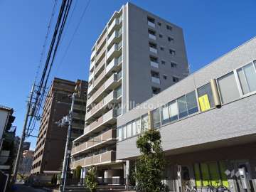 グランコート江坂3の外観（南東側から）