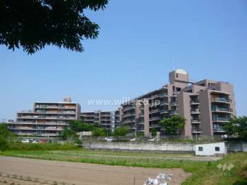 サンヴェールヒル甲陽園参番館の外観（西側から）