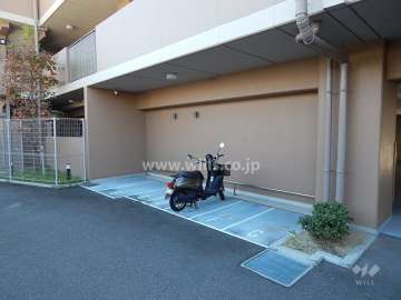 バイク置場