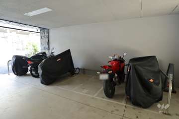 バイク置場