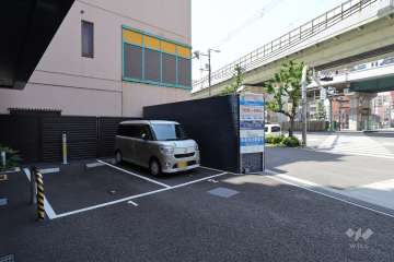 敷地内駐車場（屋外平面式）