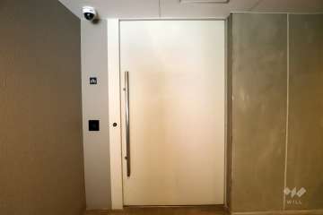 屋内駐輪場出入口