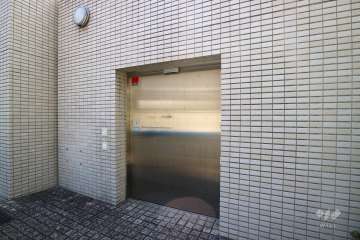 サブエントランス