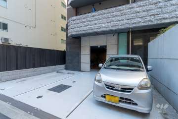敷地内駐車場（屋外平面式）