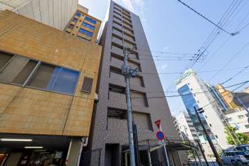 リーガル岡崎橋の外観（北西側から）