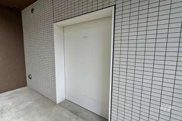 駐輪場入り口