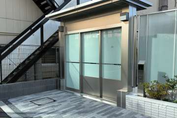 駐輪場の出入口