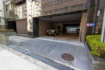 駐車場の出入り口・敷地内駐車場（屋内平面式・屋外平面式）