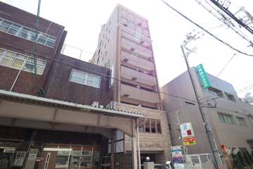 プレサンス心斎橋EASTの外観（北西側から）