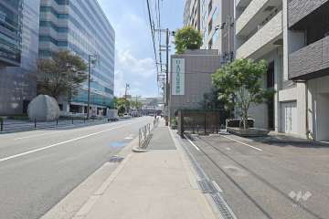 敷地東側の前面道路　