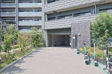 駐車場の出入り口