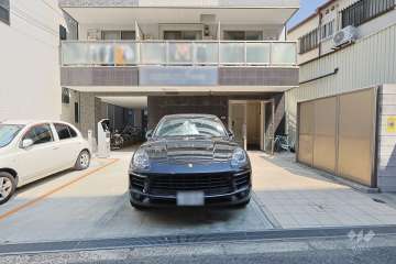 敷地内駐車場（屋外平面式）