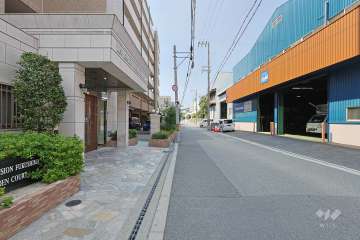 敷地北側の前面道路　