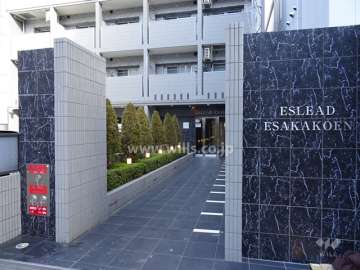 エントランスプローチ