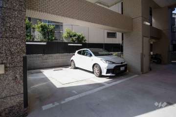 敷地内駐車場（屋外平面式）