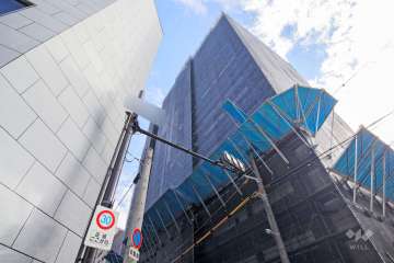 ザ・パークハウス大阪福島の外観（南西側から）※2024年12月現在大規模修繕工事中