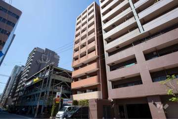 プレサンス梅田インテルノの外観(南東側から)