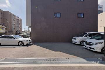 敷地内駐車場（屋外平面式）