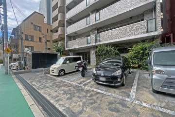 敷地内駐車場(屋外平面式)