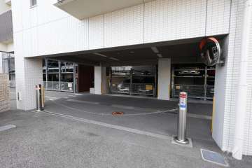 駐車場の出入口