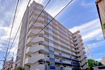 アークレジデンス梅田北の外観(北東側から)