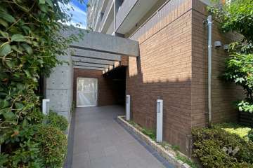 エントランスアプローチ