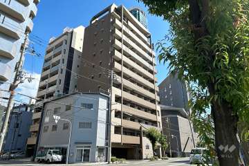 リーガル北梅田の外観（北西側から）　