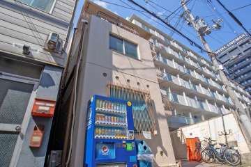 シャトー梅田の外観（南西側から）