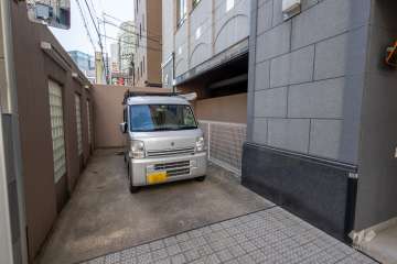 敷地内駐車場（屋外平面式）