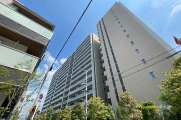 パークホームズノーズゲートスクエアの外観(南西側から)