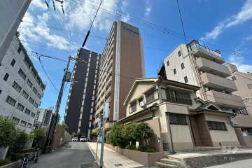 プレサンス梅田北デイズの外観（東側から）