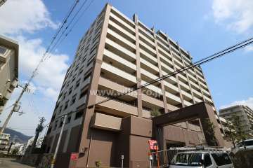 芦屋レジデンス打出小槌町の外観（南東側から）