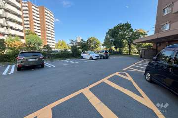 敷地内駐車場（屋外平面式）