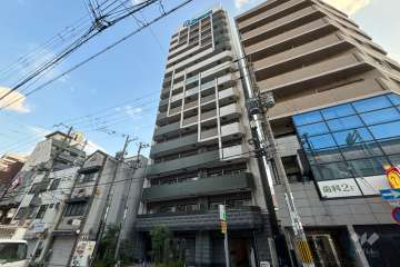 プレサンス扇町駅前の外観（北西側から）