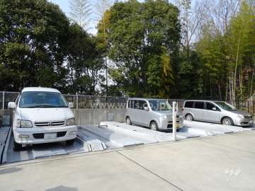 敷地内駐車場（屋外機械式）