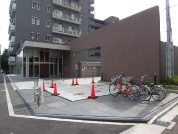 エントランス周辺